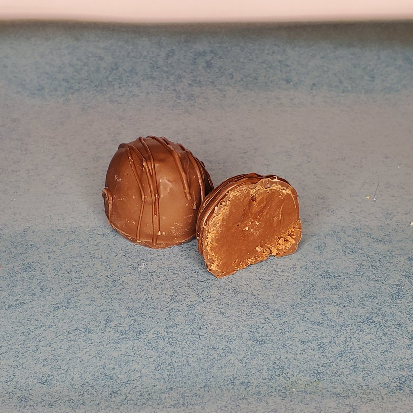 Chocolate Fudge Memory (1) (Variety Box)